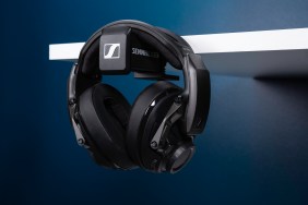 Sennheiser GSP 670 wireless headset ps4 review gaming headset 1